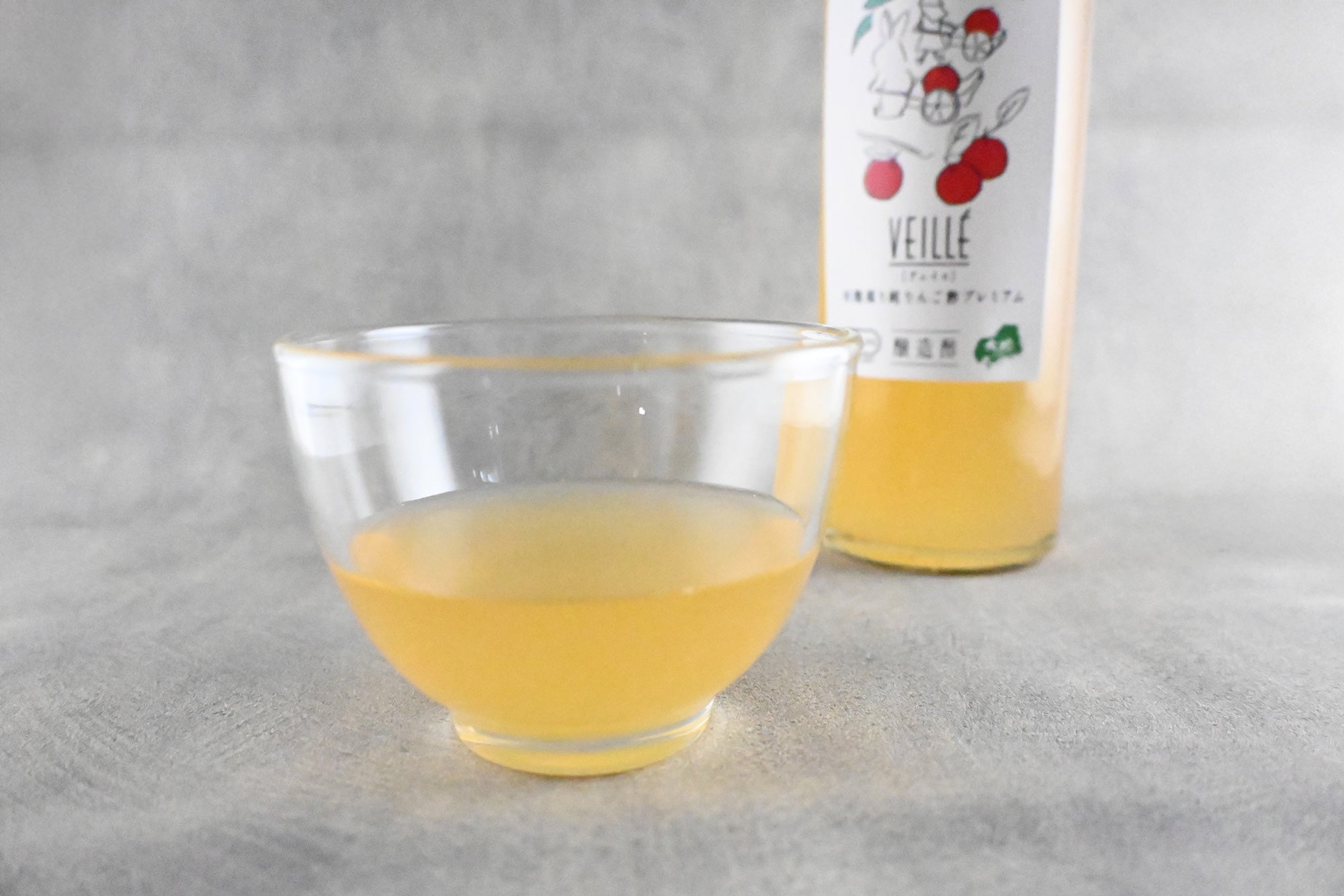 数量限定販売【有機JAS認定品】希少!青森県産有機りんごで造った 有機濁り純りんご酢プレミアム‐ヴェイエ‐ 495ml【14200505】【LINEクーポン使用不可】